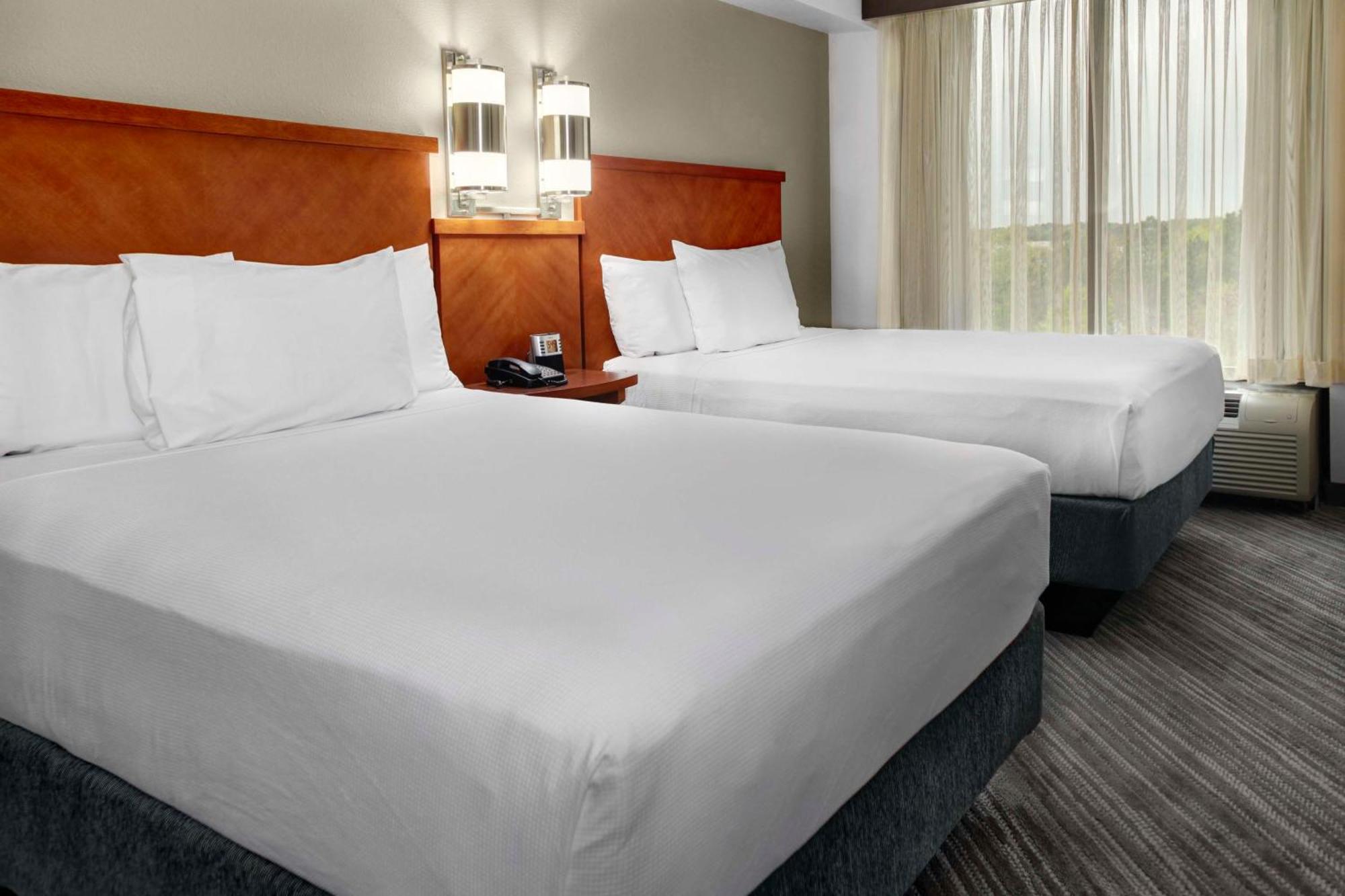 Hyatt Place Tampa Busch Gardens Экстерьер фото