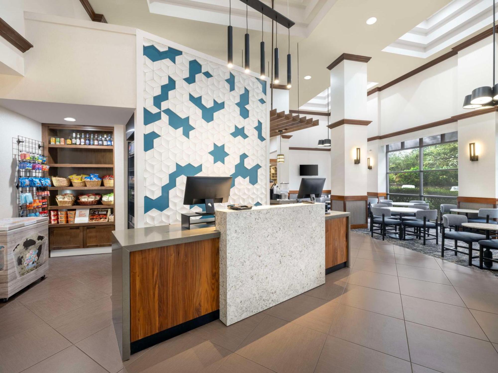 Hyatt Place Tampa Busch Gardens Экстерьер фото